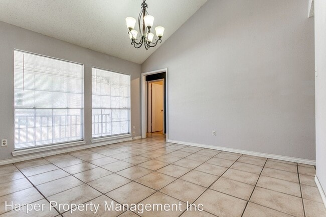 Building Photo - 3 br, 2 bath House - 7334 Park West