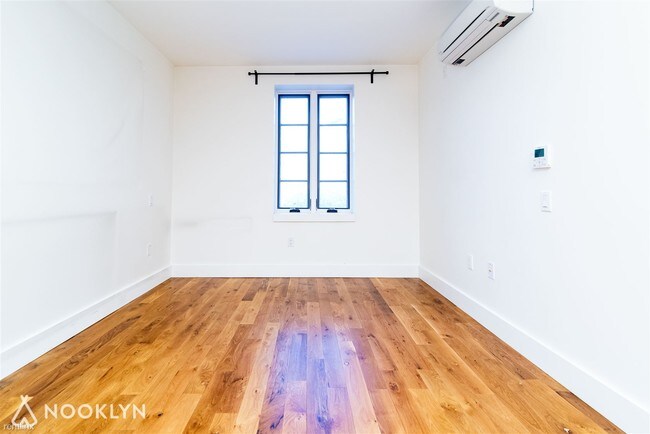 Foto del edificio - 1 br, 1 bath  - 492 Lefferts Ave 2