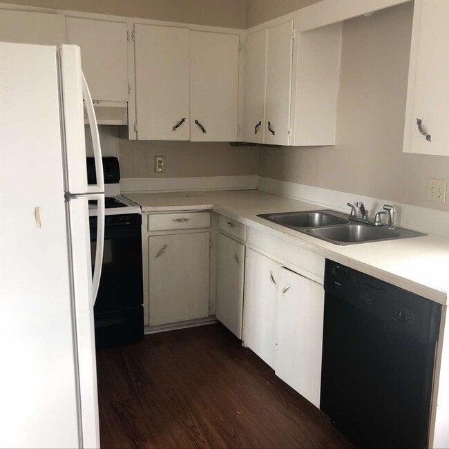 131 Ridgedale Dr Unit 2, West Monroe, LA 71291 Room for Rent in West