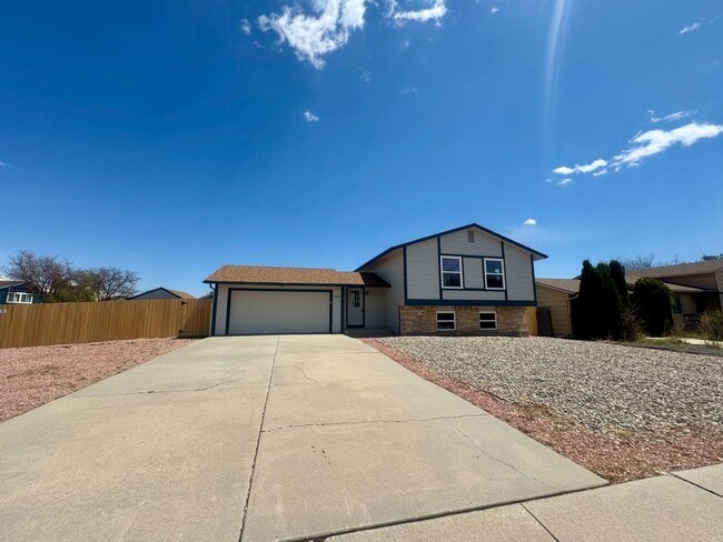Building Photo - 4 Bedrooom home in Security-Widefield