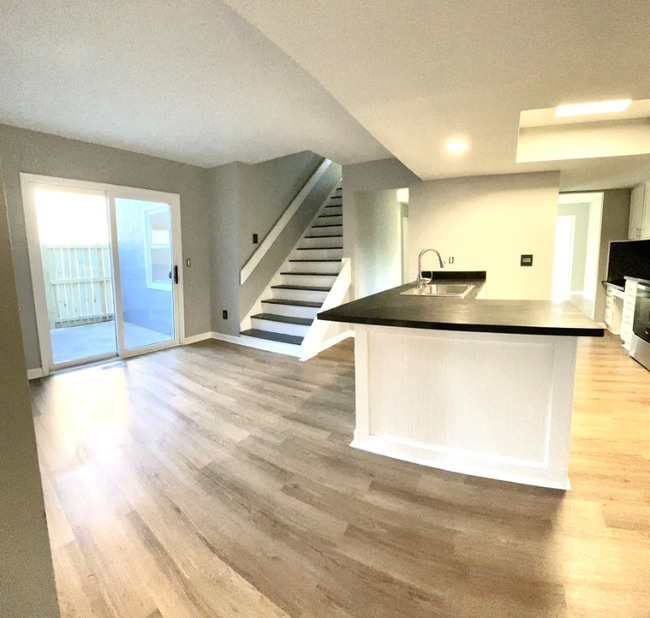 Building Photo - 1244 Colston Dr