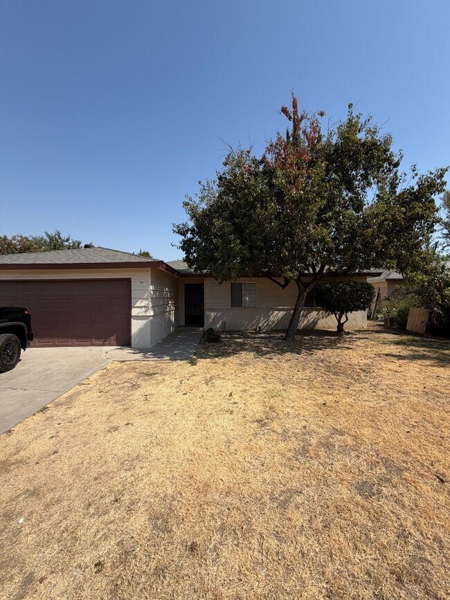 Building Photo - 109 El Dorado Dr