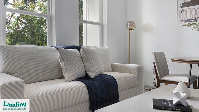 Foto del edificio - 1148 N Main St