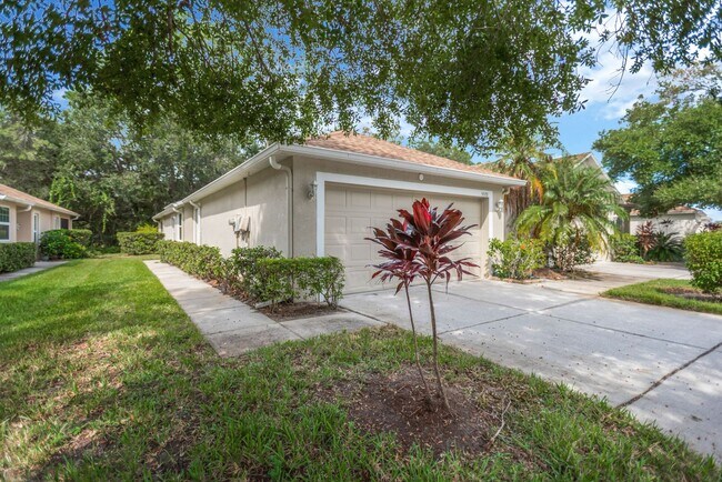 Building Photo - Zephyrhills Rental