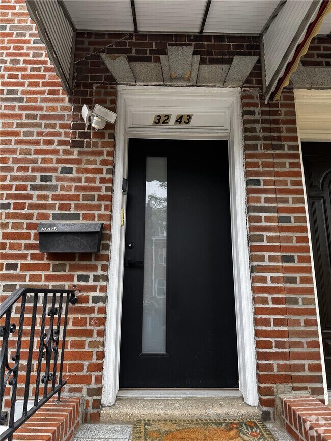 Building Photo - 32-43 47th St
