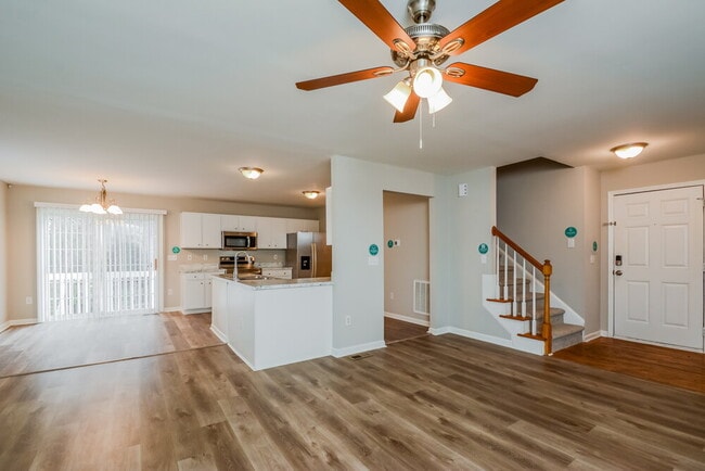 Foto del edificio - 713 Marjam Ln