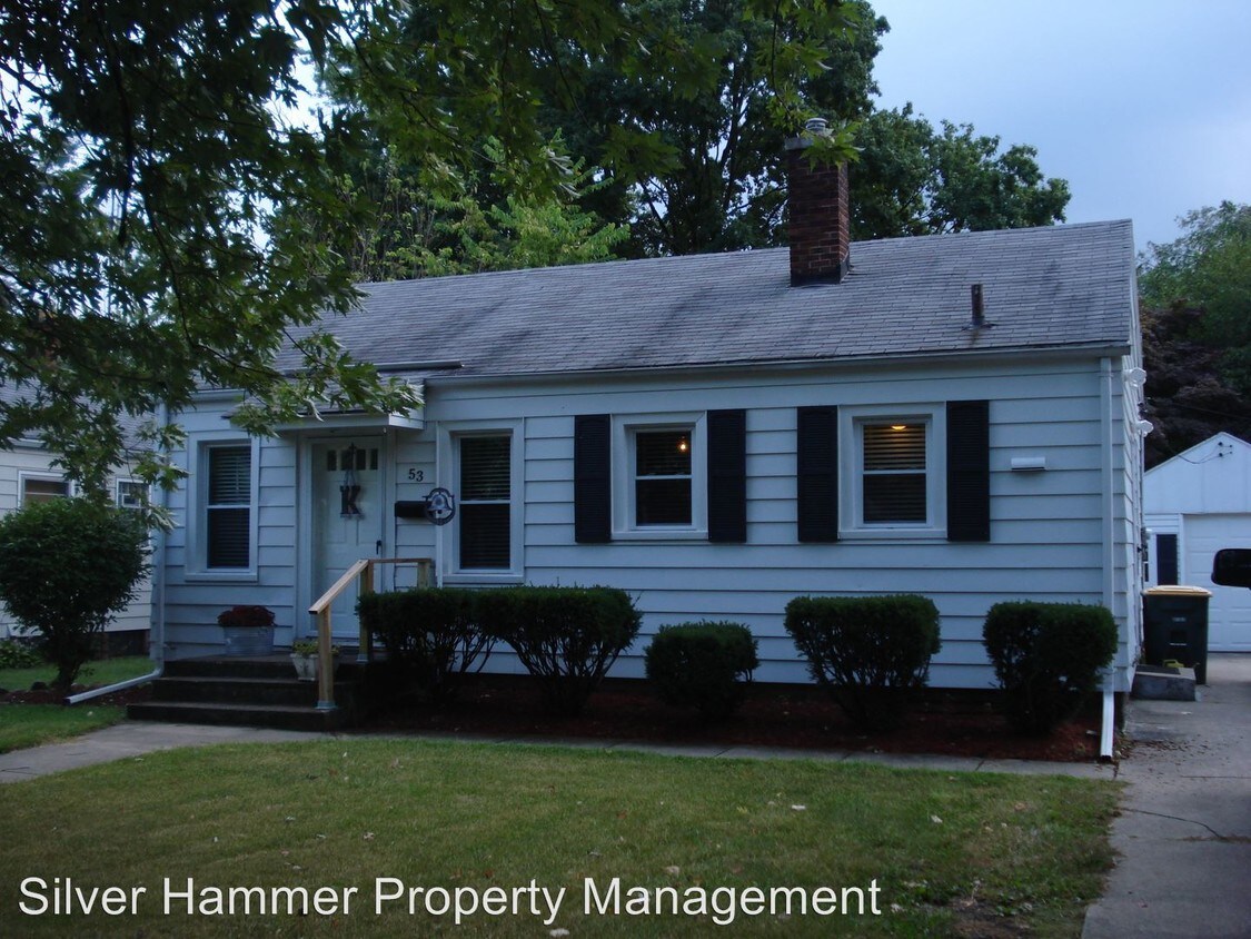 Primary Photo - 53 Harrison Blvd