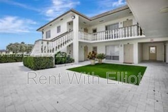 Building Photo - 5420 Hollywood Blvd