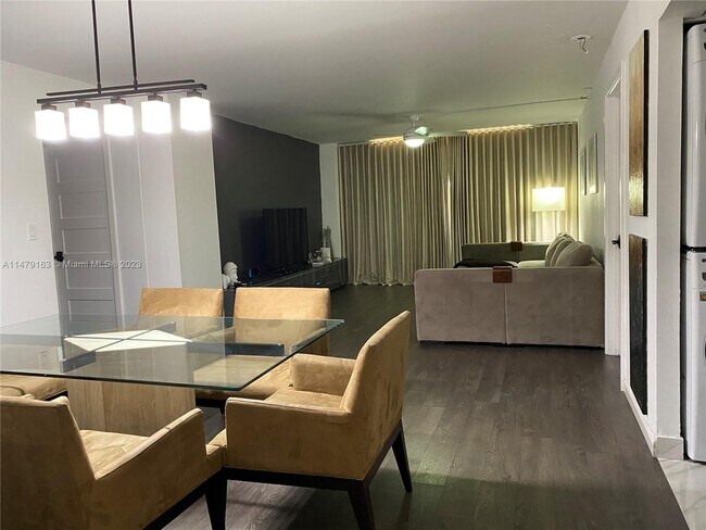 Foto del edificio - 290 174th St St