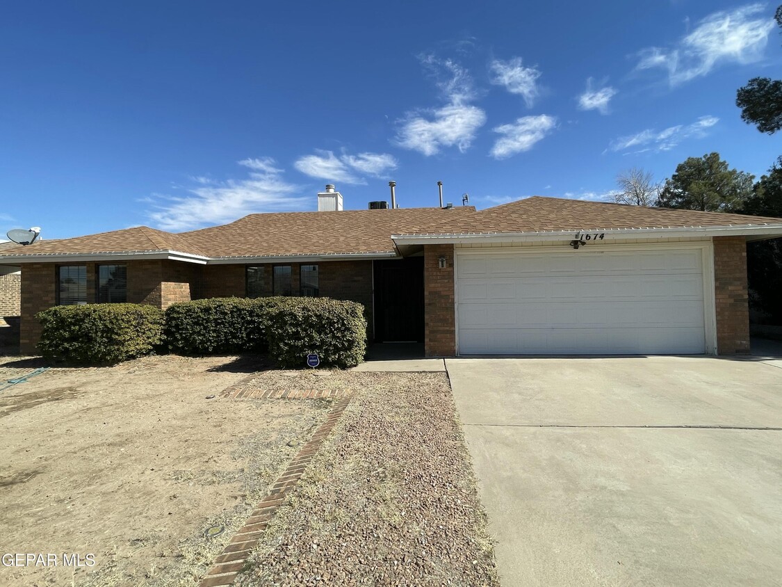 Foto principal - 1674 Nancy Lopez Ln