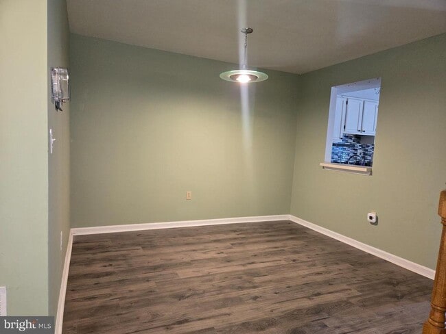 Foto del edificio - 2118 Cedar Barn Way