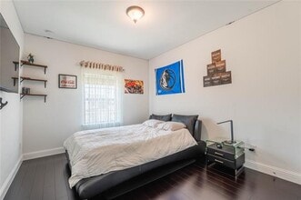 Building Photo - 842 Baugh Dr