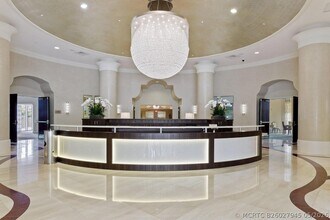 Building Photo - 3740 S Ocean Blvd