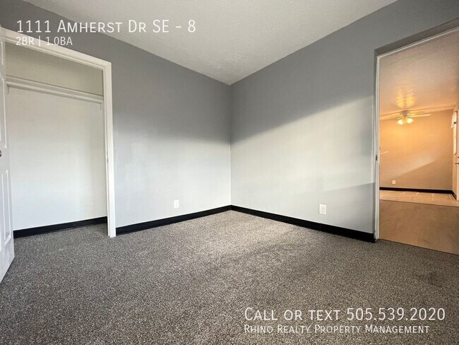 Foto del edificio - 1111 Amherst Dr SE