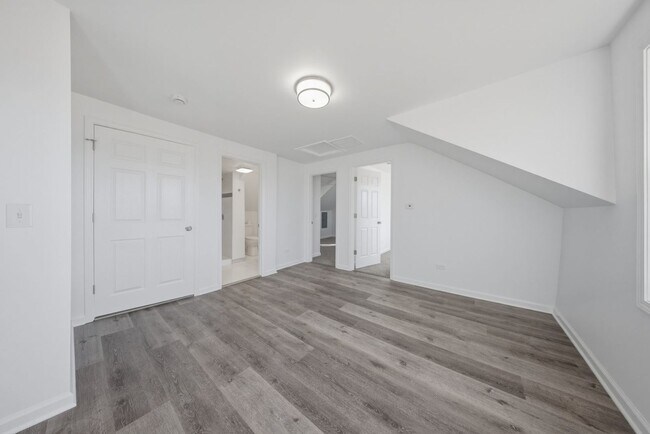 Foto del edificio - 835 Bishop Ave