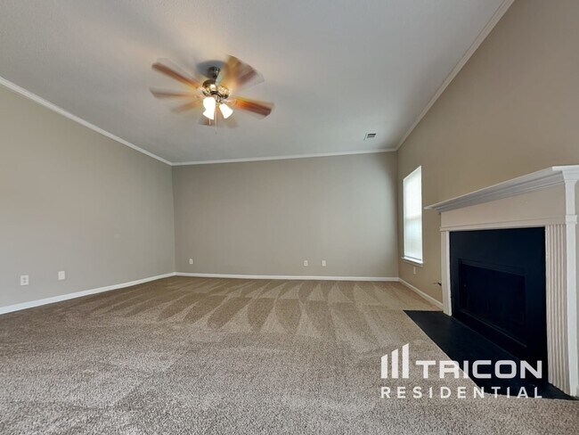 Building Photo - 4348 Persian Ct SW