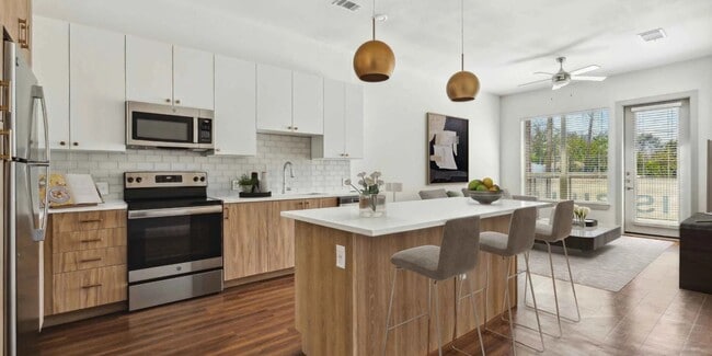 Building Photo - 5332 Trinity River Trl