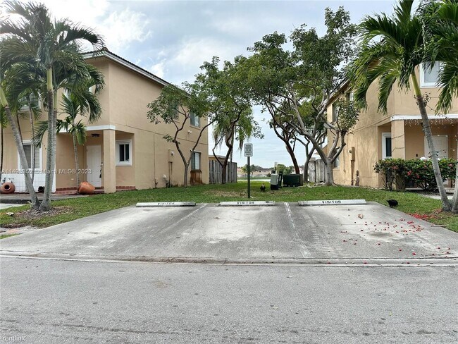 Building Photo - 4 br, 3 bath House - 16826 SW 51st St
