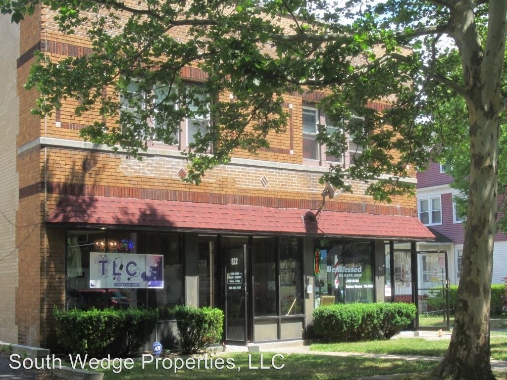 Primary Photo - 818-822 Merchants Rd