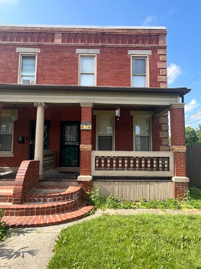 Foto del edificio - 472-474 E. Gates Street