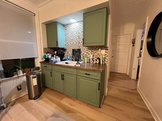 Foto del edificio - 329 Centre Ave