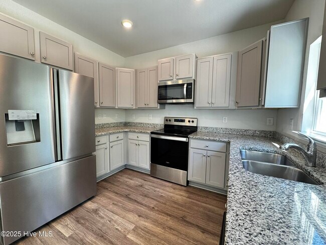 Foto del edificio - 1505 Pleasant Holw Ct SE