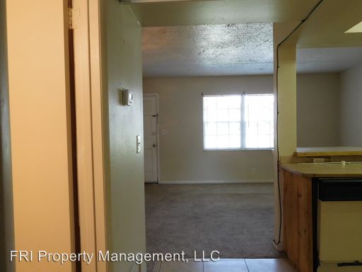 Building Photo - 302 S Spring Garden Ave