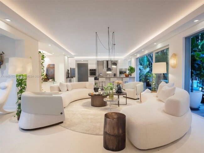 Foto del edificio - 2840 Flamingo Dr