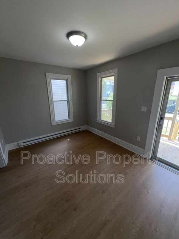 Foto del edificio - 327-329 S 10th St