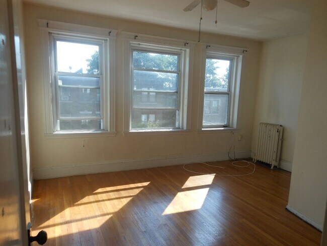 Foto del edificio - 28 Park Vale Ave