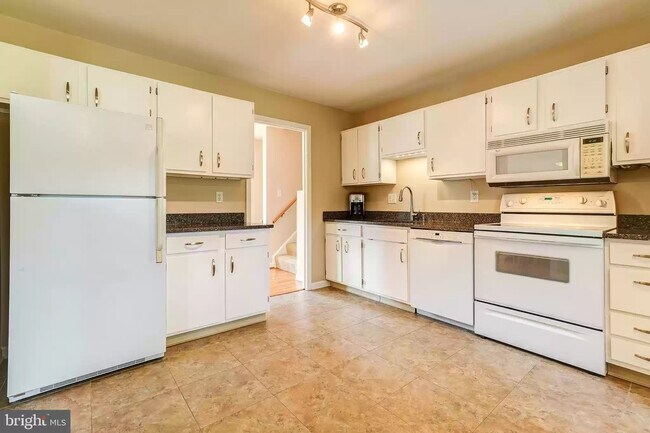 Foto del edificio - 11317 Brandy Hall Ln