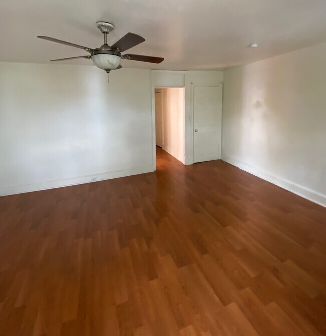 Foto del edificio - 1413 N Harrison St