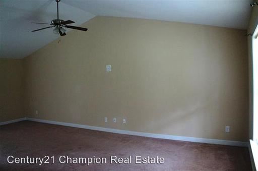 Building Photo - 463 Springhill Rd