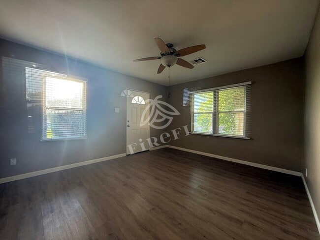 Foto del edificio - 2226 N 28th St