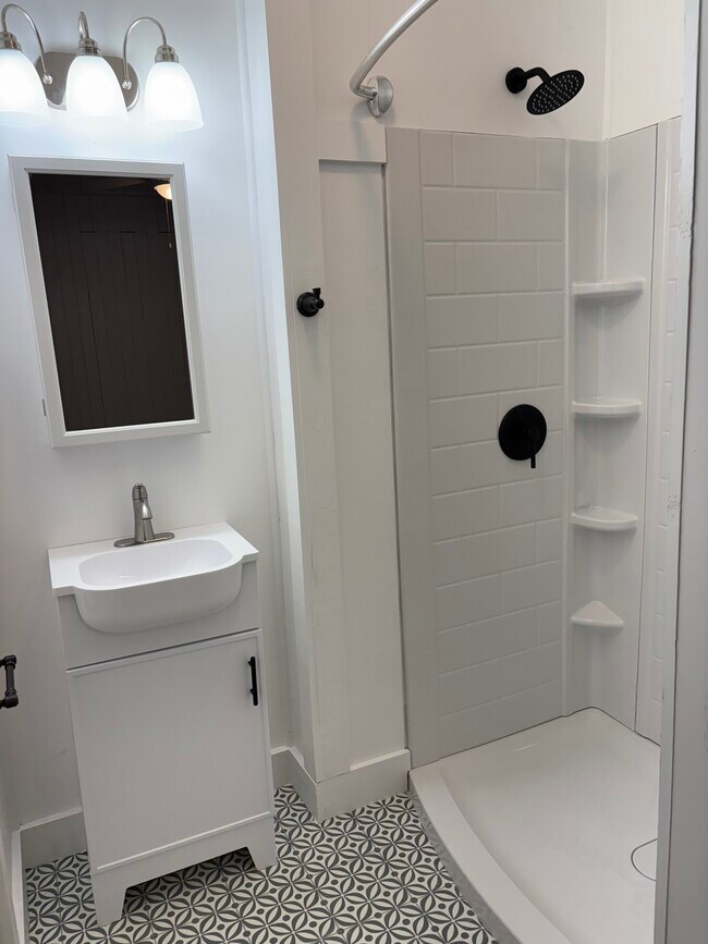 Foto del edificio - 3318 Florida Ave