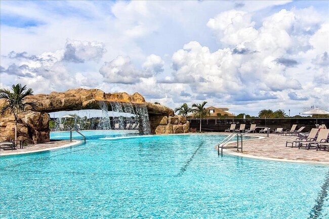 Foto del edificio - 5604 Palmer Cir