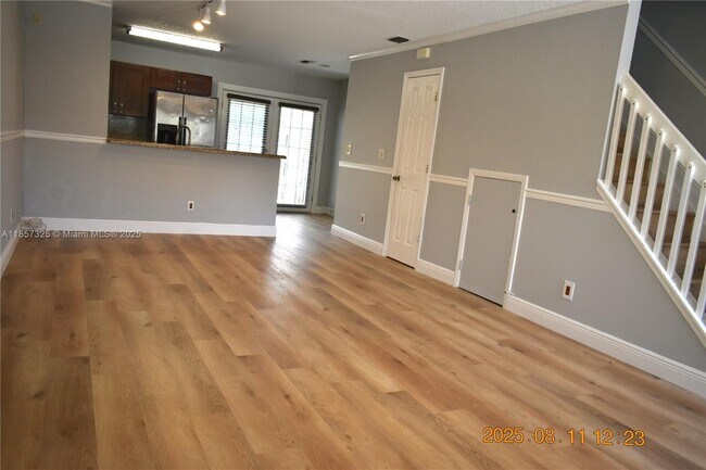 Foto del edificio - 2908 Edgehill Ln