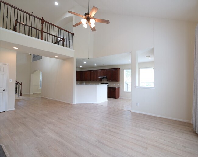 Foto del edificio - 12802 Flat Creek Dr