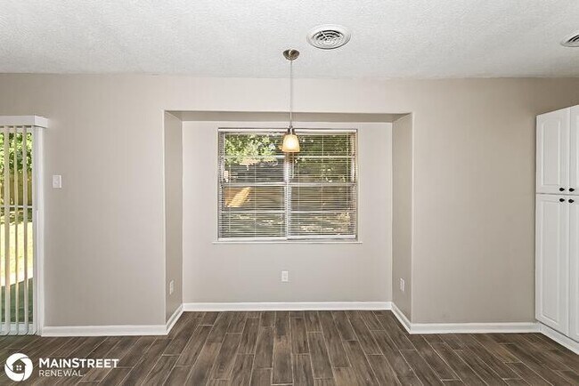 Building Photo - 886 VALLEY SPRINGS DR, Southaven, MS 38671