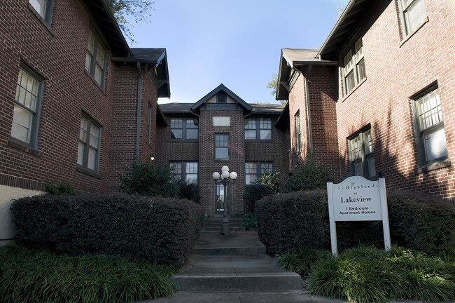 Foto del edificio - Lakeview