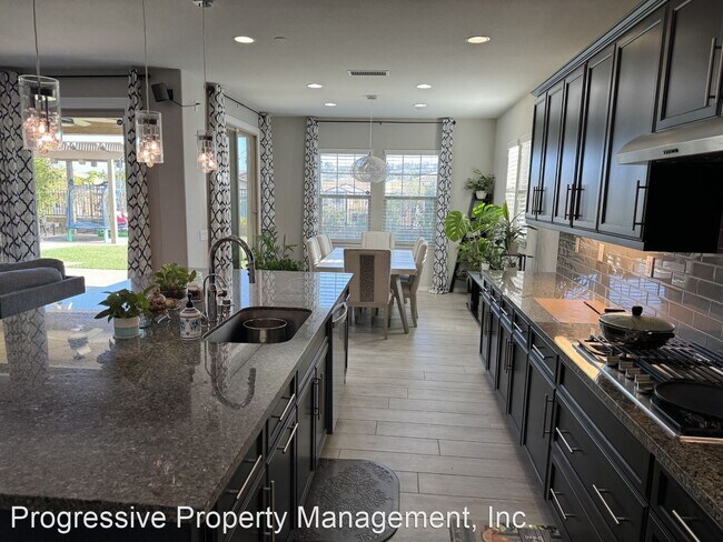 Foto del edificio - 4 br, 4 bath House - 17173 Guarda Drive