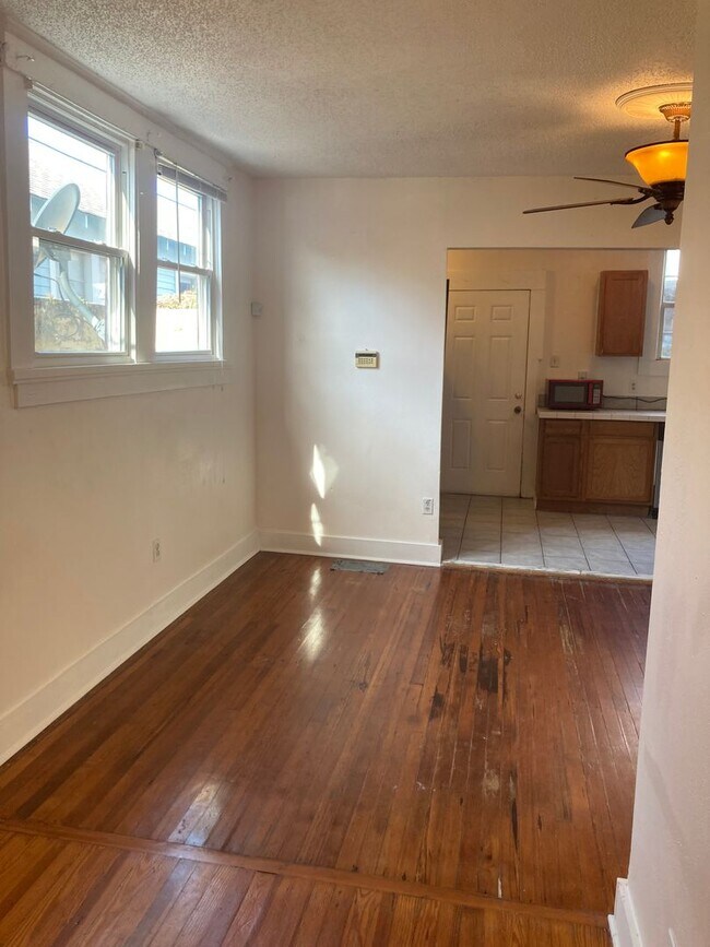 Photo - fjk1932 Apartment