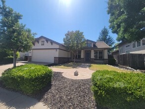 Building Photo - 8624 Banton Cir