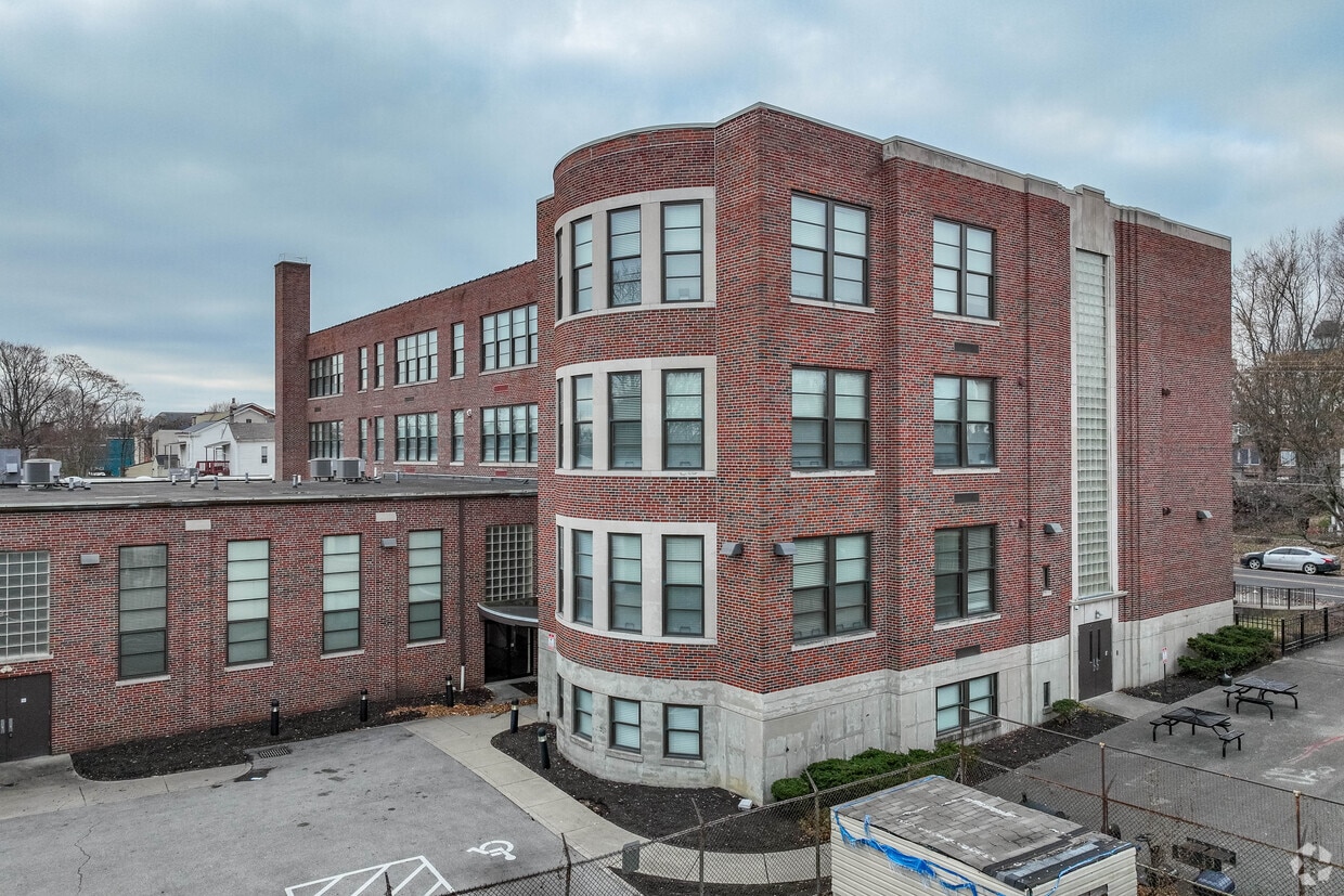 Building Photo - Thomas Edison Apartments