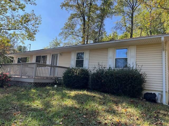 Foto principal - 107 Robleigh Dr