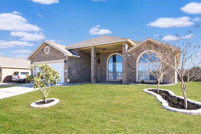 Building Photo - 212 Belo Dr