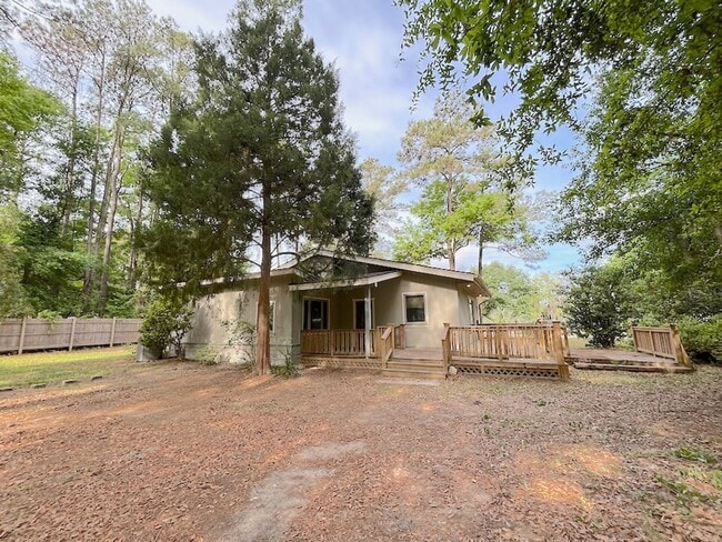 Building Photo - 54 Falligant Ave