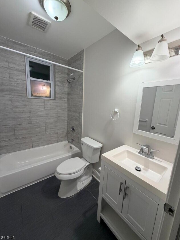 Foto del edificio - 469 Alden St