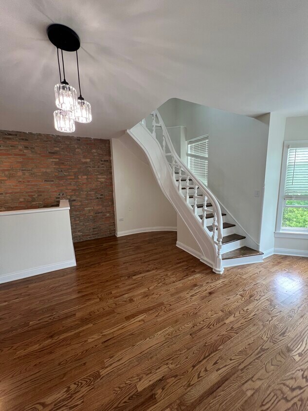 Foto principal - 119 S Paulina St