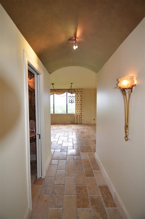 Building Photo - 14655 Champion Forest Dr Dr
